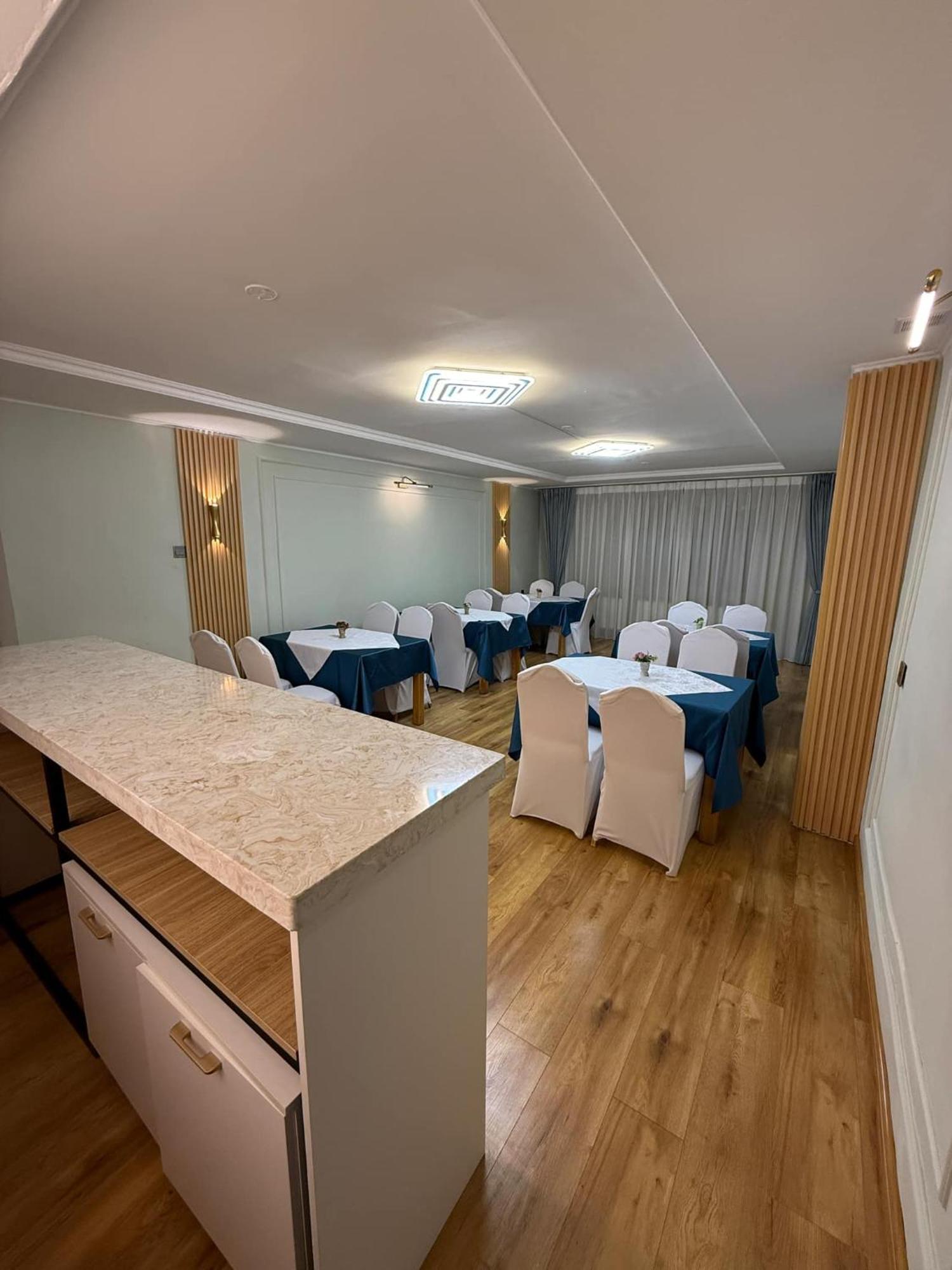 Diplomat Noble Hotel Ulan Bator Exteriör bild